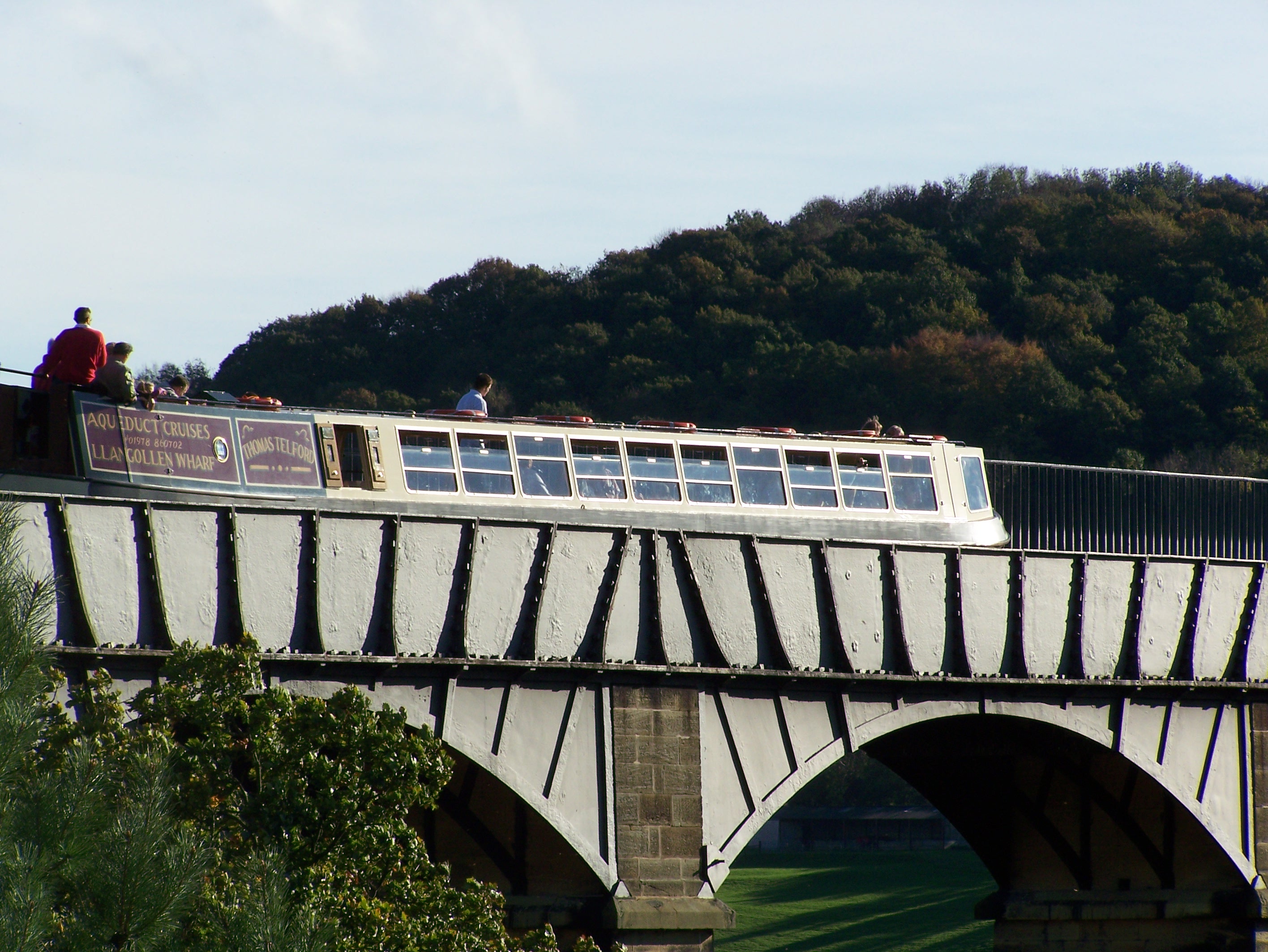 Aqueduct Boat Trips